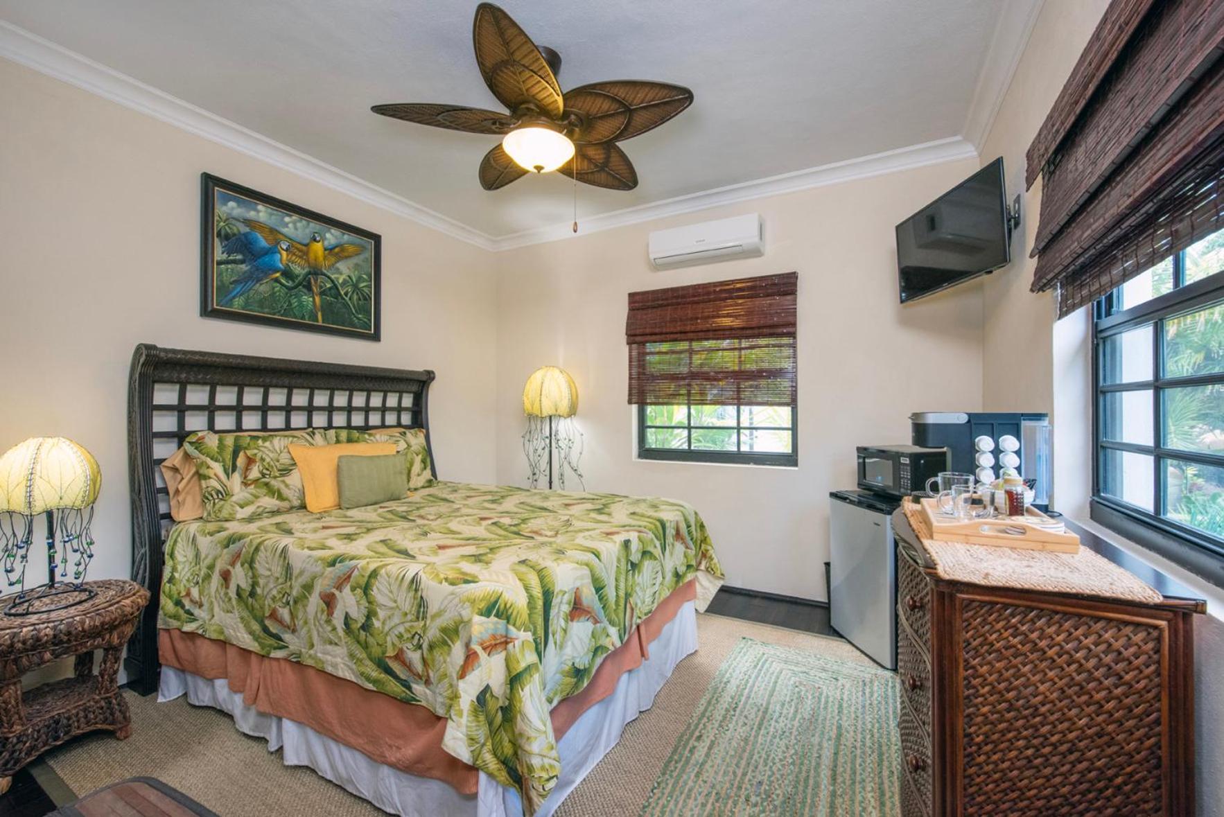 The Pilot House Hotell Rock Sound Eksteriør bilde